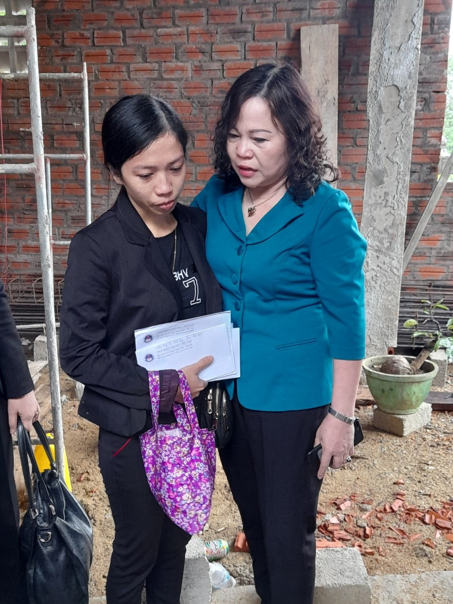 Bộ GD-ĐT hỗ trợ ngành giáo dục Huế khắc phục hậu quả lũ lụt ảnh 3