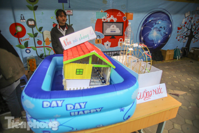 Xem học sinh cấp 2 ứng dụng công nghệ phòng COVID-19 ảnh 4