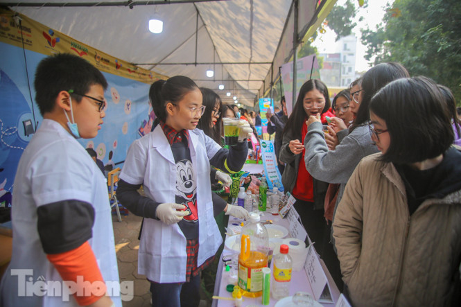 Xem học sinh cấp 2 ứng dụng công nghệ phòng COVID-19 ảnh 10