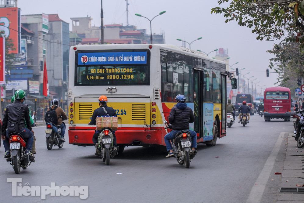 Nhìn gần những 'thủ phạm' làm gia tăng ô nhiễm tại Hà Nội ảnh 2