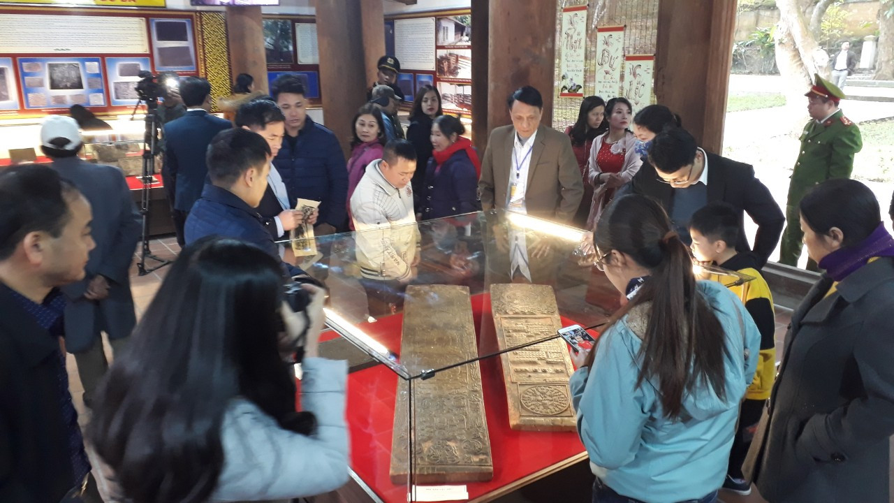 Lần đầu tiên trưng bày bảo vật quốc gia chùa Bổ Đà ảnh 1