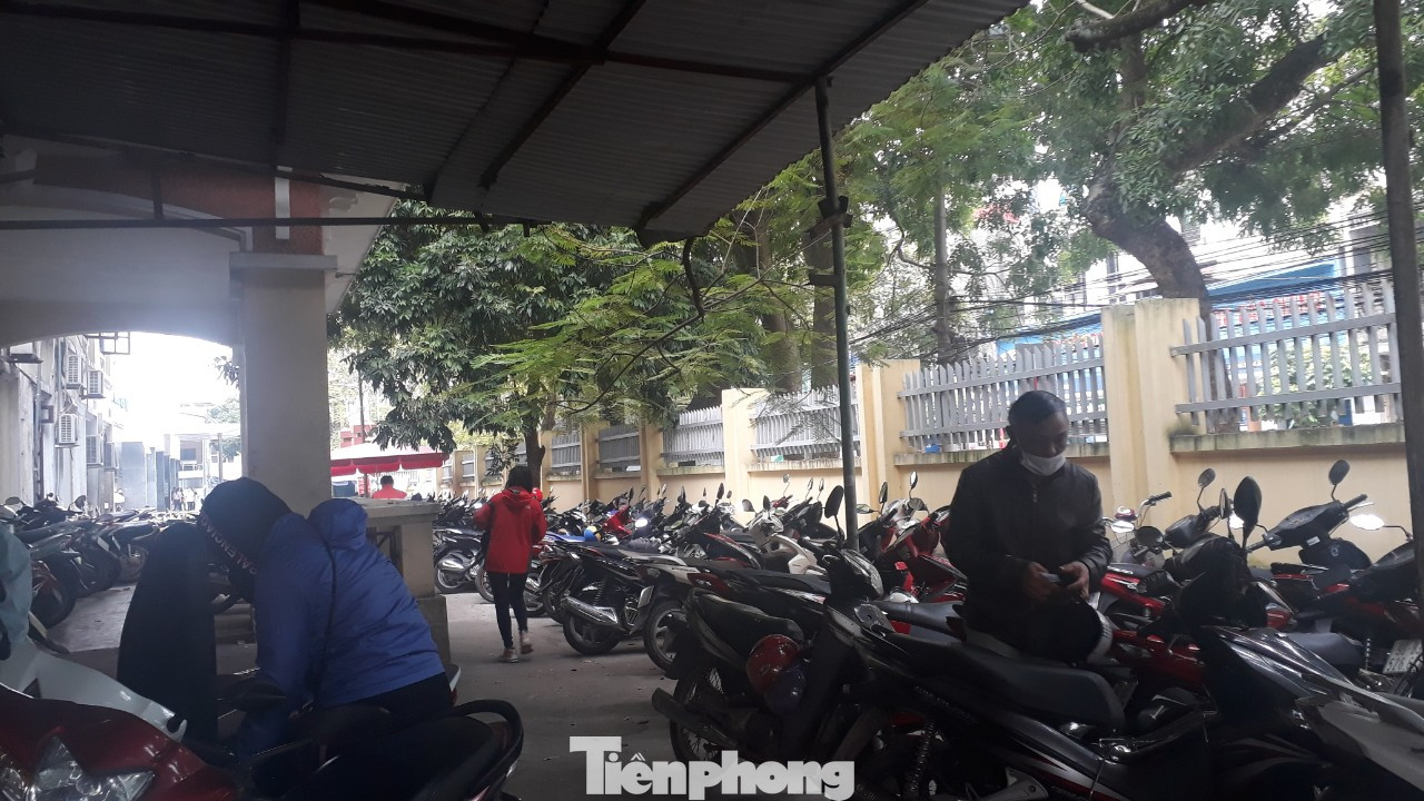 Chủ tịch tỉnh Bắc Giang chỉ đạo kiểm tra việc trông xe thu tiền trái quy định ảnh 1