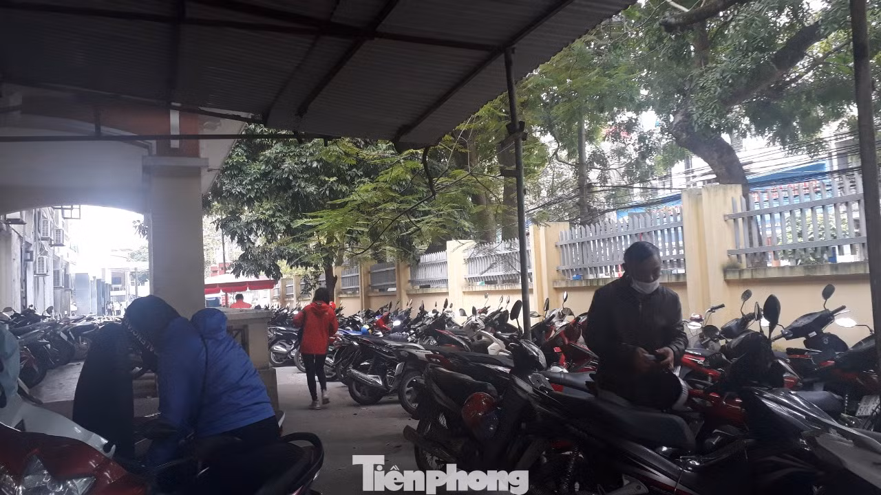 Chủ tịch tỉnh Bắc Giang chỉ đạo kiểm tra việc trông xe thu tiền trái quy định ảnh 1