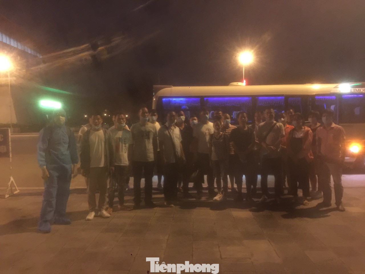 Bắc Giang bắt đầu đón, cách ly thương nhân Trung Quốc đến mua vải thiều ảnh 2