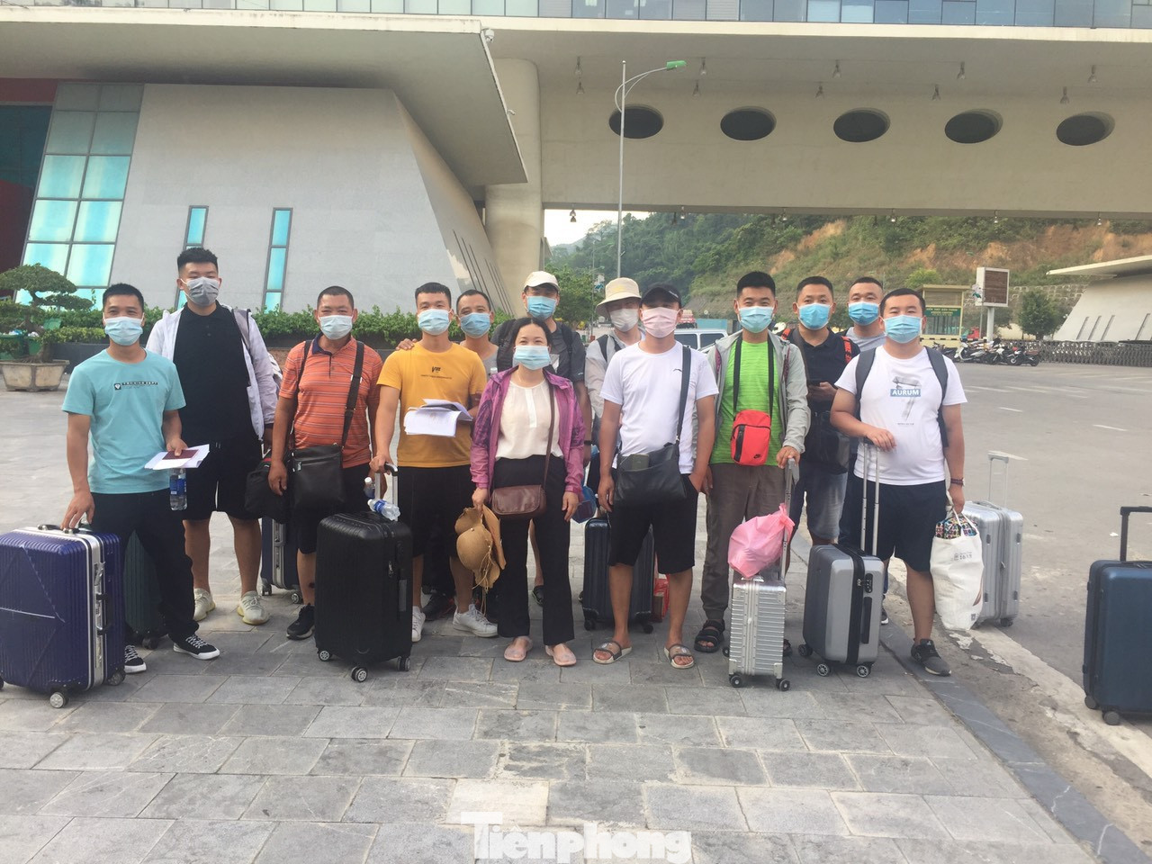 Bắc Giang bắt đầu đón, cách ly thương nhân Trung Quốc đến mua vải thiều ảnh 1