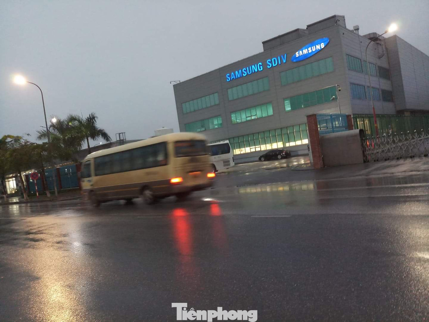 Bắc Ninh, Bắc Giang phòng dịch thế nào sau khi công nhân Samsung nhiễm COVID-19? ảnh 1