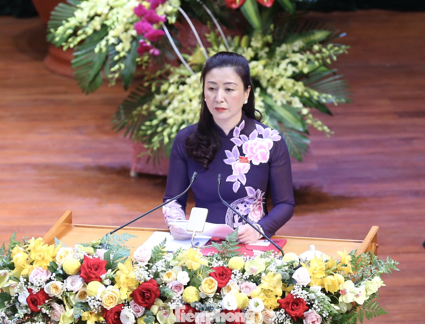 Bà Lê Thị Thu Hồng, Phó Bí thư Tỉnh ủy Bắc Giang phát biểu tại Đại hội. Ảnh Như Ý Bắc Giang đột phá, tăng trưởng công nghiệp gần 24%/năm ảnh 3