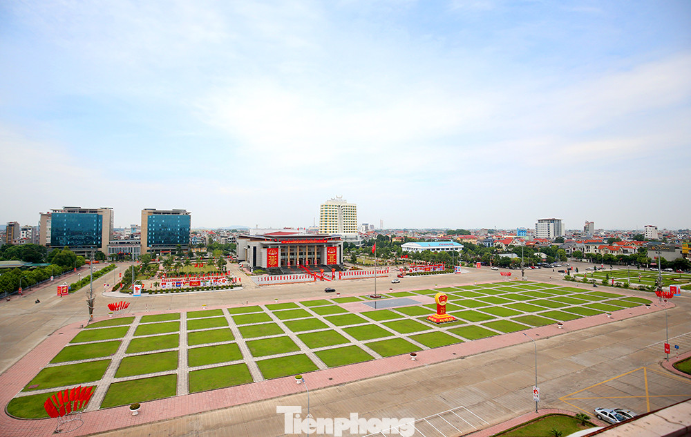Nhiệm kỳ qua, tỉnh Bắc Giang đạt được nhiều thành tích nổi bật về kinh tế, xã hội. Ảnh Như Ý Bắc Giang đột phá, tăng trưởng công nghiệp gần 24%/năm ảnh 2
