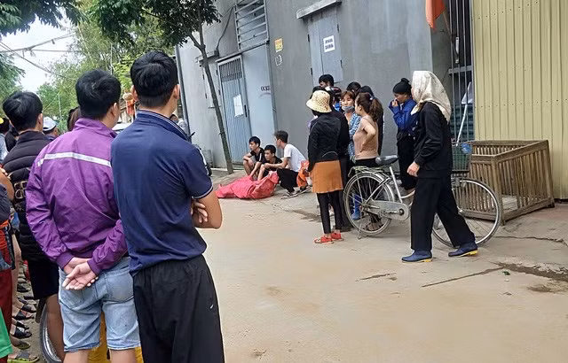 Đâm chết người tình của vợ rồi tự sát bằng mìn ảnh 1