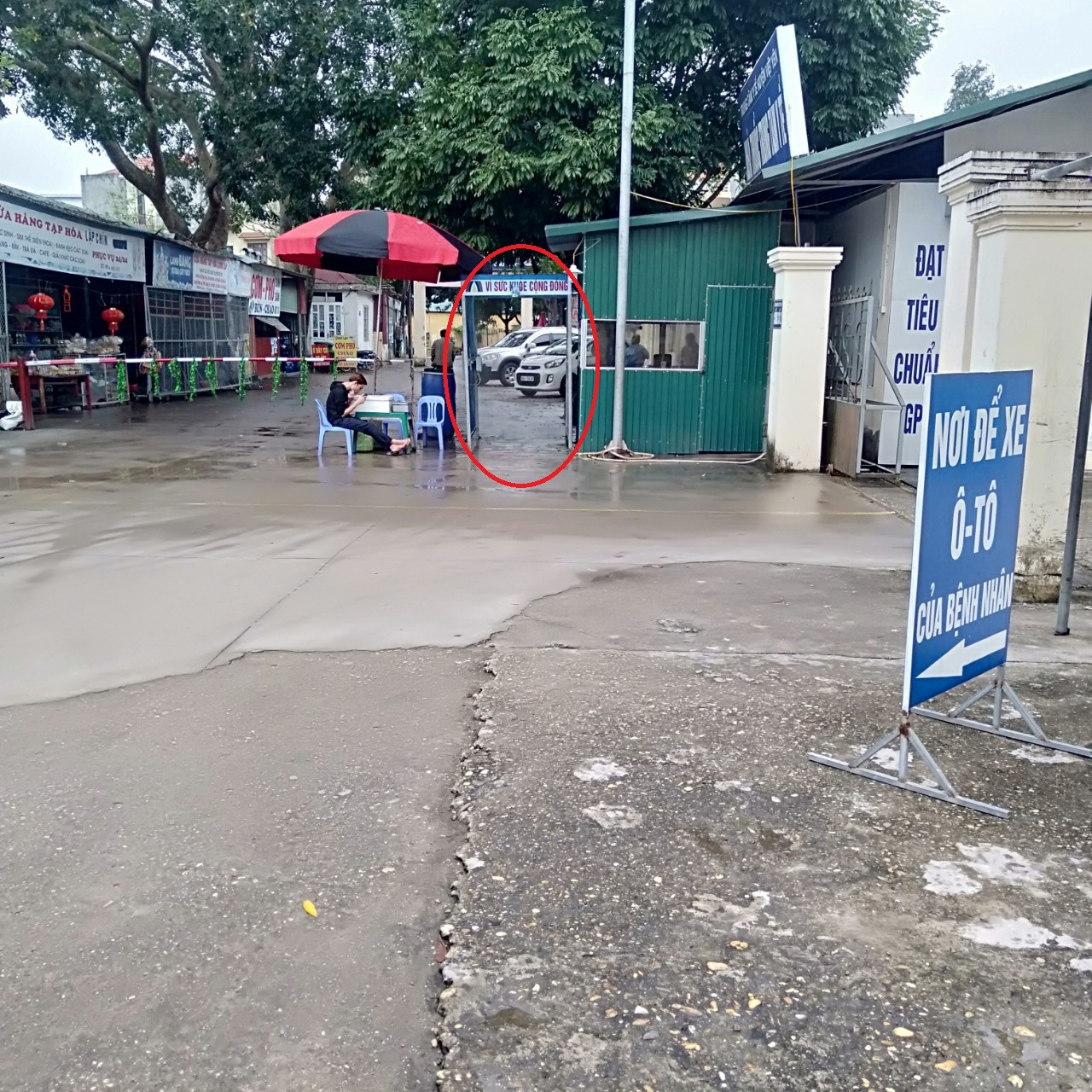 Bắc Giang lắp cổng khử khuẩn chống Covid -19 tại các bệnh viện ảnh 7