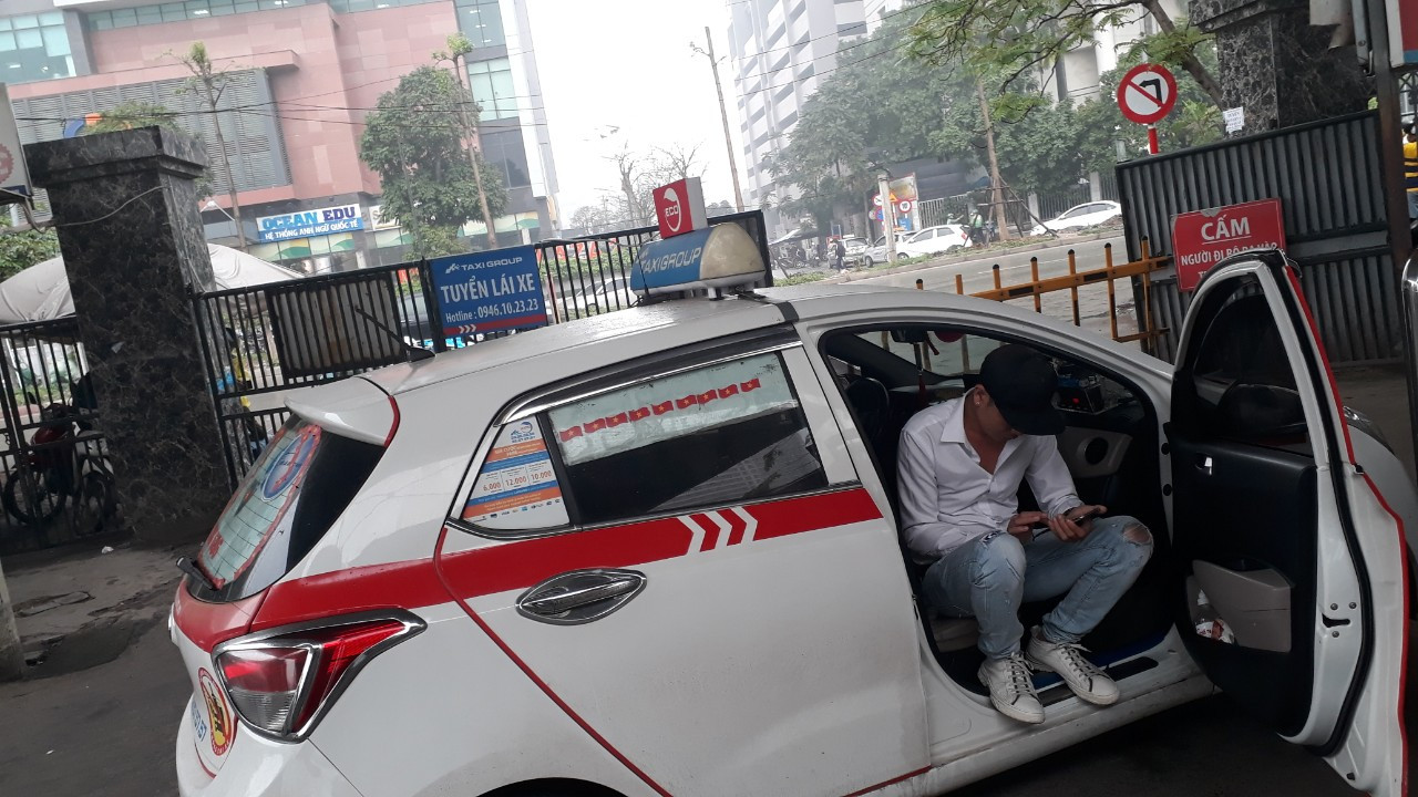 Ngày đầu thực hiện đeo khẩu trang nơi công cộng: Bến xe, hành khách lơ là ảnh 19