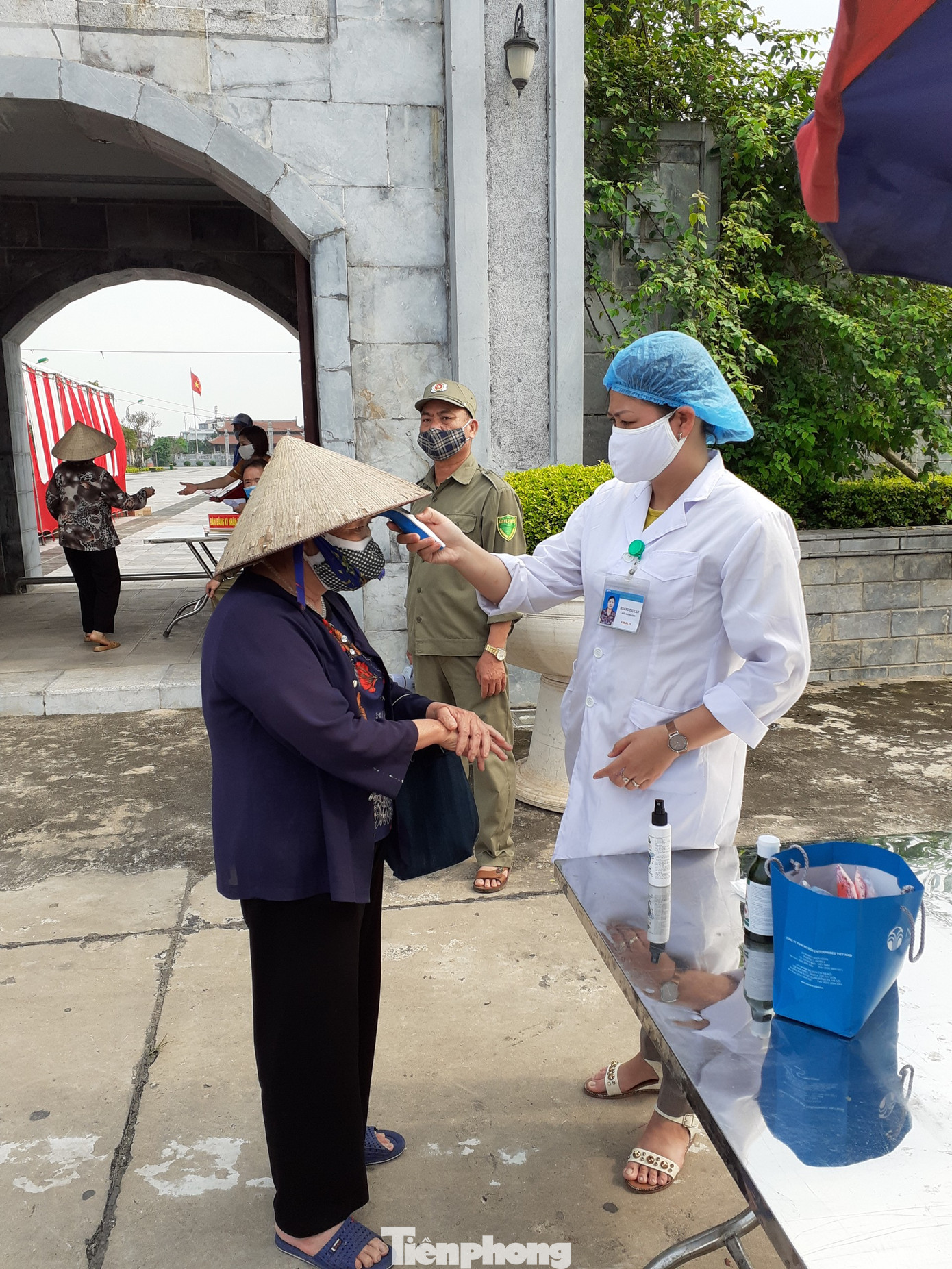 Cây ATM gạo đến với người nghèo và công nhân ở Bắc Ninh ảnh 7