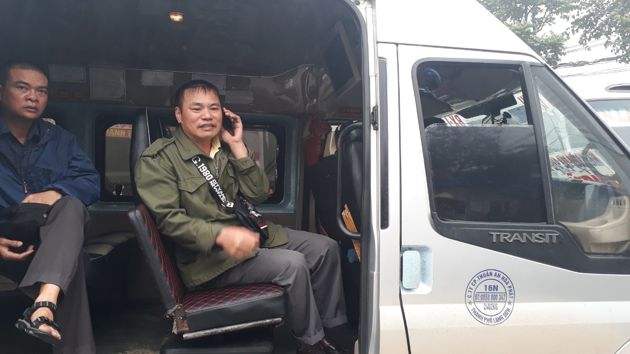 Ngày đầu thực hiện đeo khẩu trang nơi công cộng: Bến xe, hành khách lơ là ảnh 16