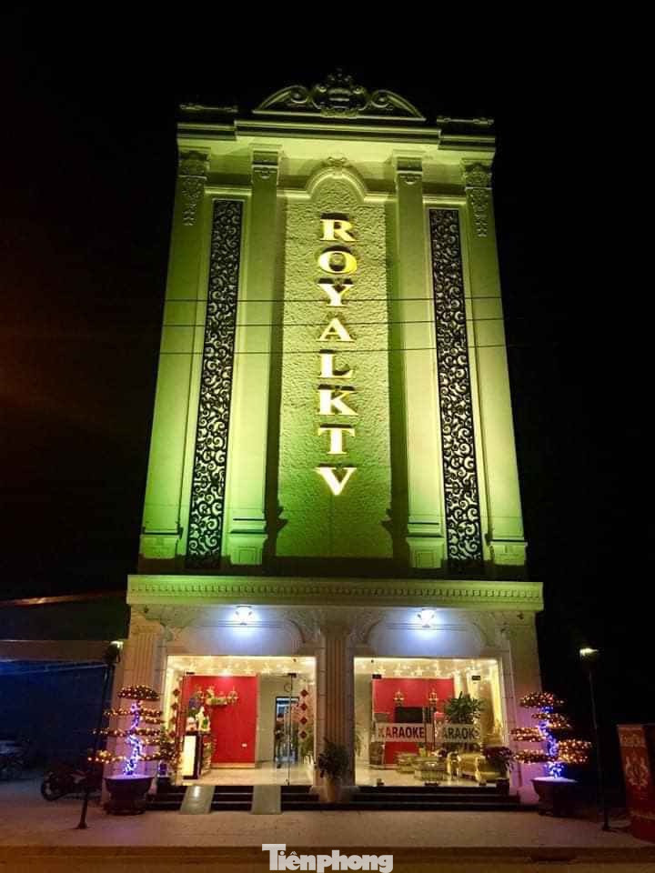 Thu hồi giấy phép quán karaoke hoạt động, để khách dùng ma túy giữa dịch COVID-19 ảnh 1