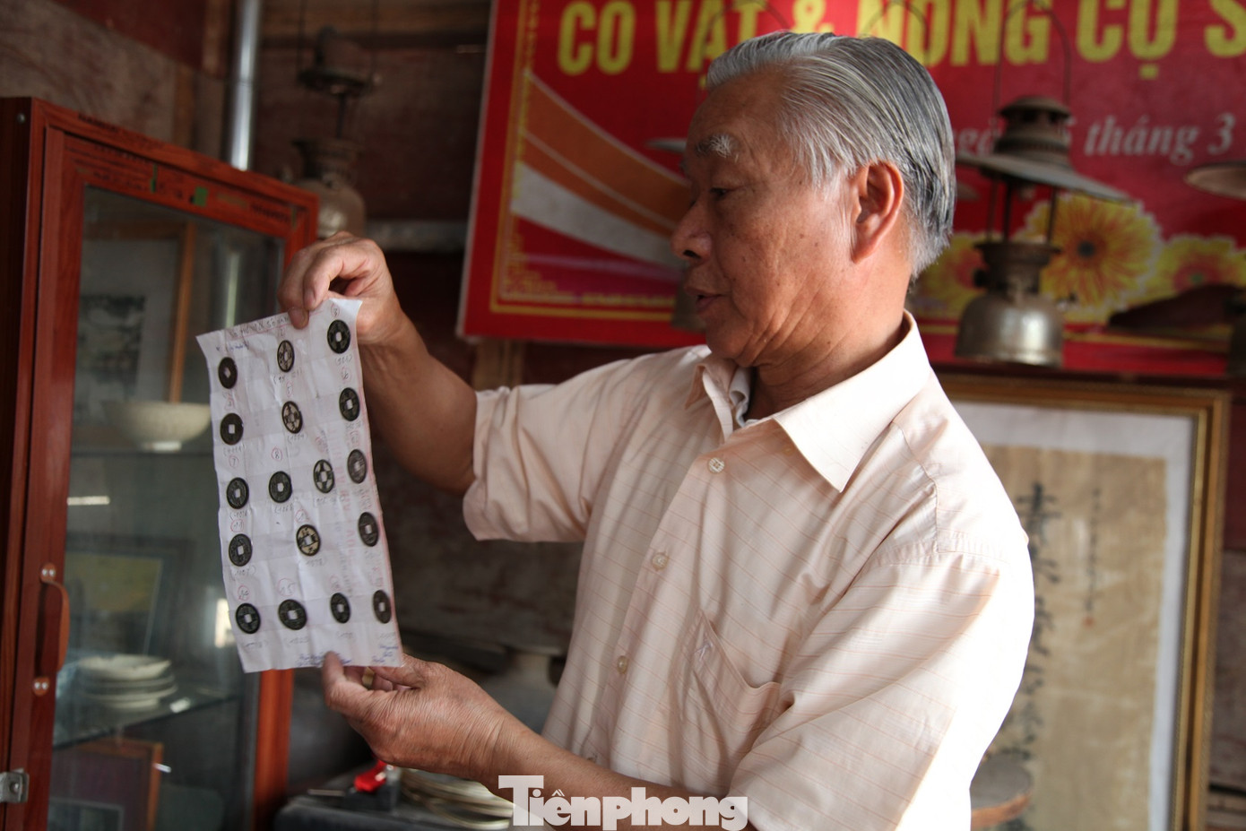 Ngắm bảo tàng đồ đá và kỷ vật chiến tranh của nhà báo già ở Bắc Giang ảnh 10