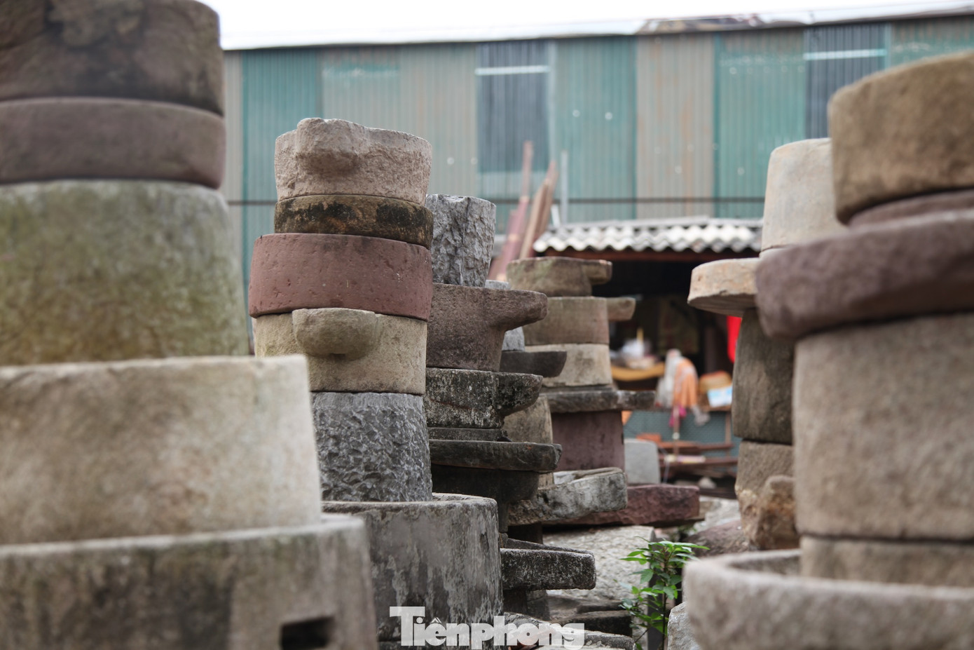 Ngắm bảo tàng đồ đá và kỷ vật chiến tranh của nhà báo già ở Bắc Giang ảnh 6