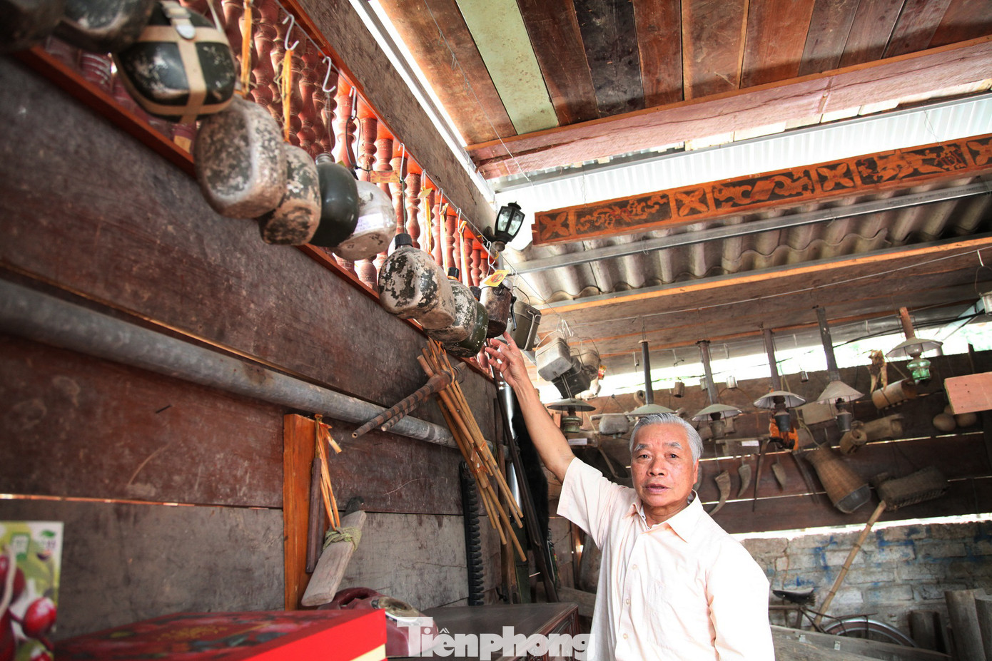 Ngắm bảo tàng đồ đá và kỷ vật chiến tranh của nhà báo già ở Bắc Giang ảnh 8