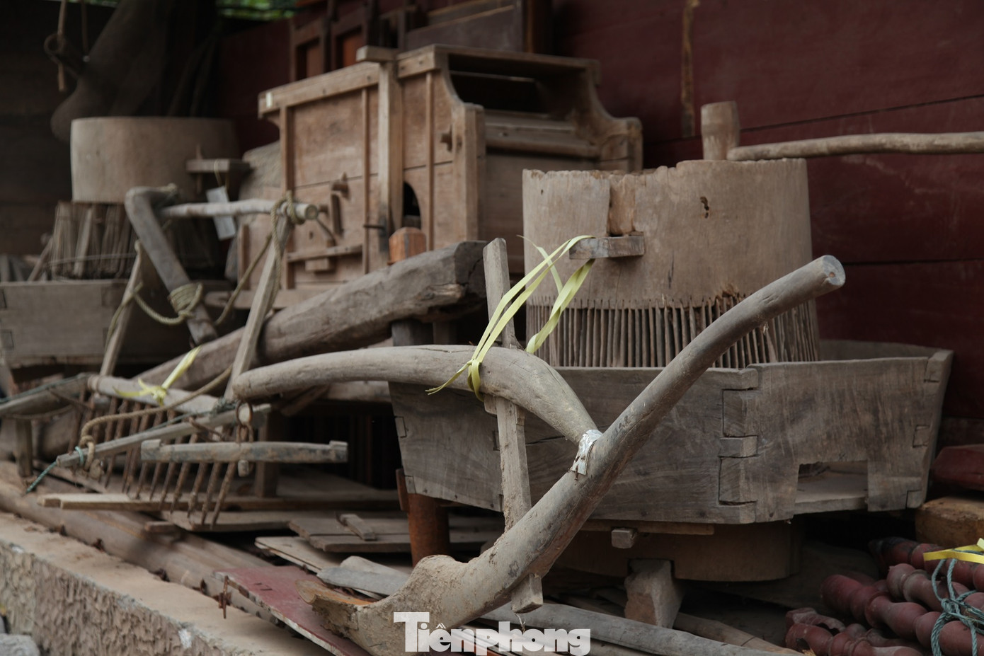 Ngắm bảo tàng đồ đá và kỷ vật chiến tranh của nhà báo già ở Bắc Giang ảnh 7