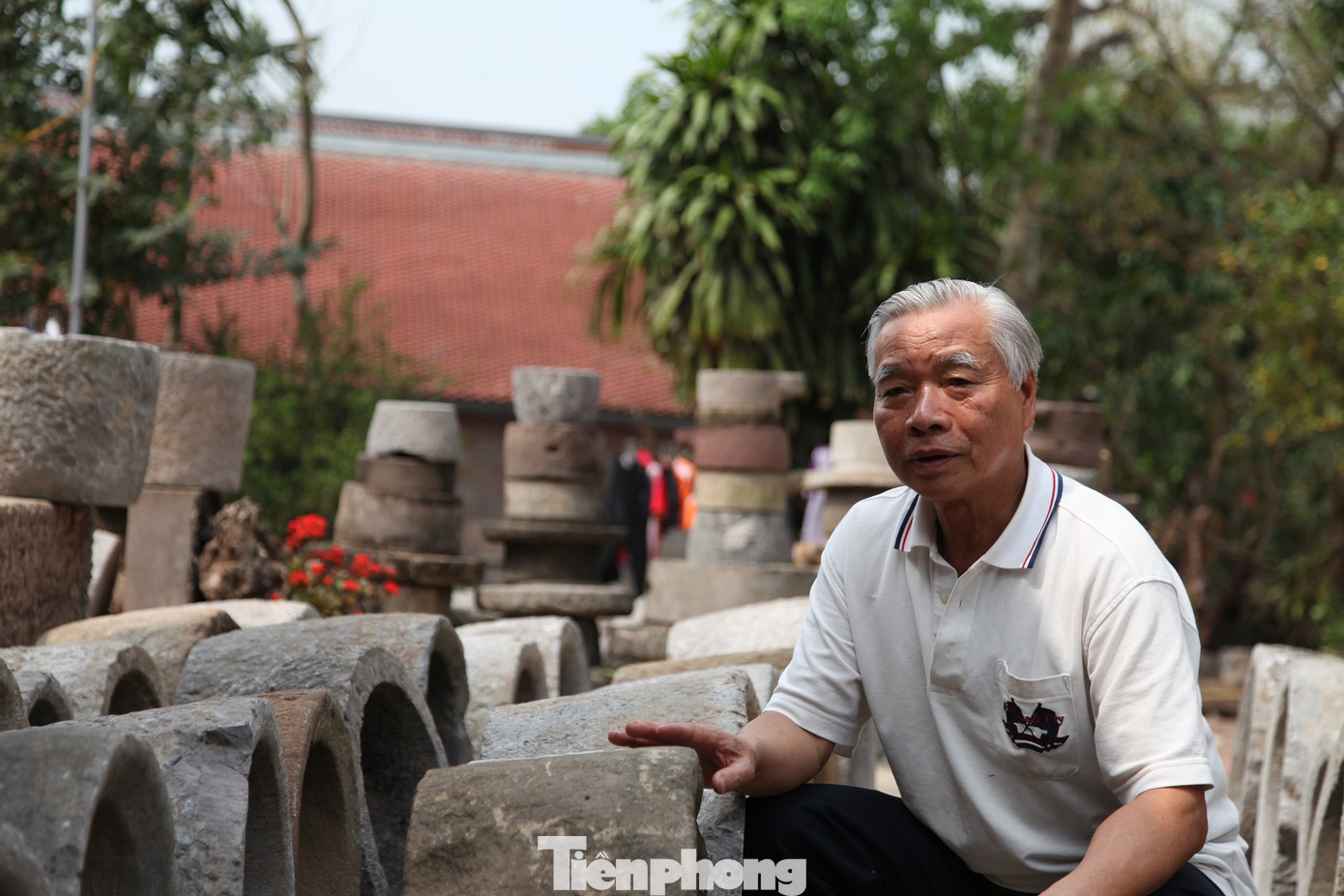 Ngắm bảo tàng đồ đá và kỷ vật chiến tranh của nhà báo già ở Bắc Giang ảnh 3