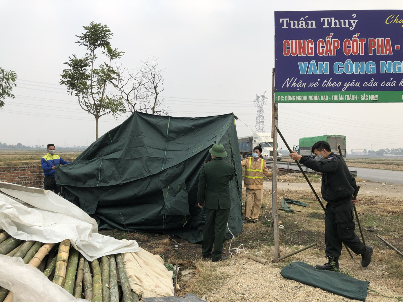 Thêm một trường hợp nghi nhiễm, TPHCM thông báo khẩn tìm người đi cùng chuyến bay VN213 ảnh 2 Thêm một trường hợp nghi nhiễm, TPHCM thông báo khẩn tìm người đi cùng chuyến bay VN213 ảnh 2