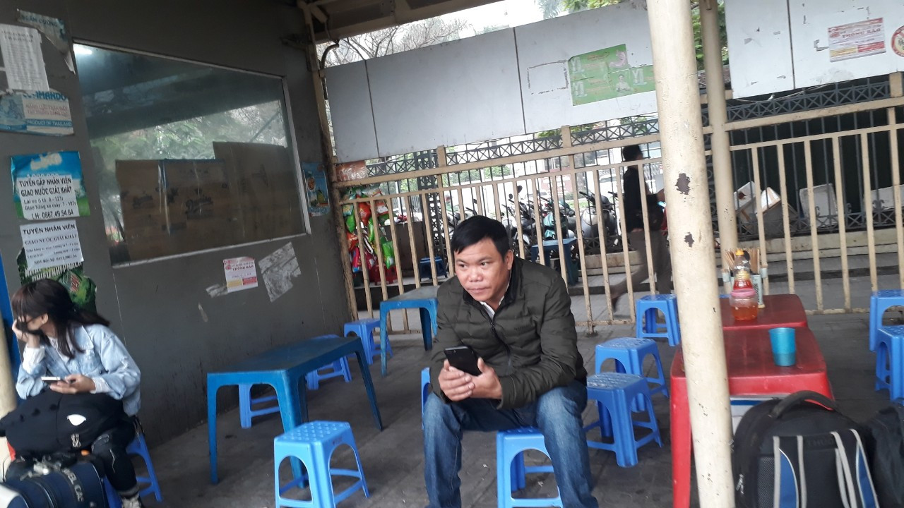 Ngày đầu thực hiện đeo khẩu trang nơi công cộng: Bến xe, hành khách lơ là ảnh 12