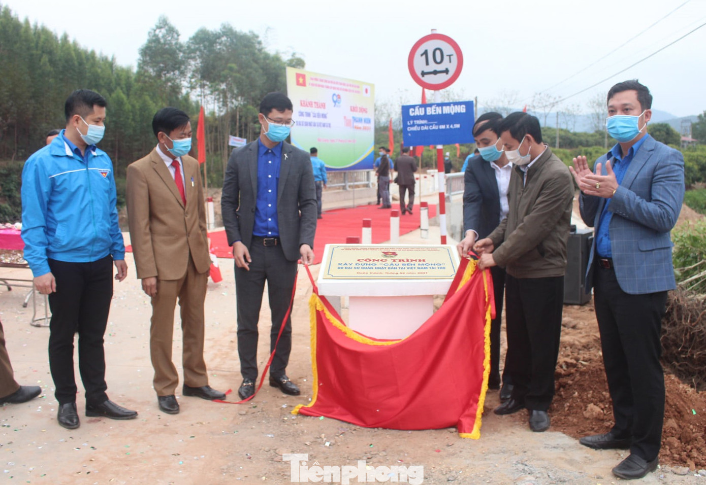 Tỉnh đoàn Bắc Giang khởi động tháng Thanh niên, khánh thành cầu 1,6 tỷ đồng ảnh 1