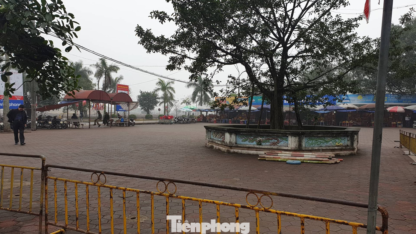 Đền Trần đóng cửa, không tổ chức phát ấn đêm 7/2 ảnh 6