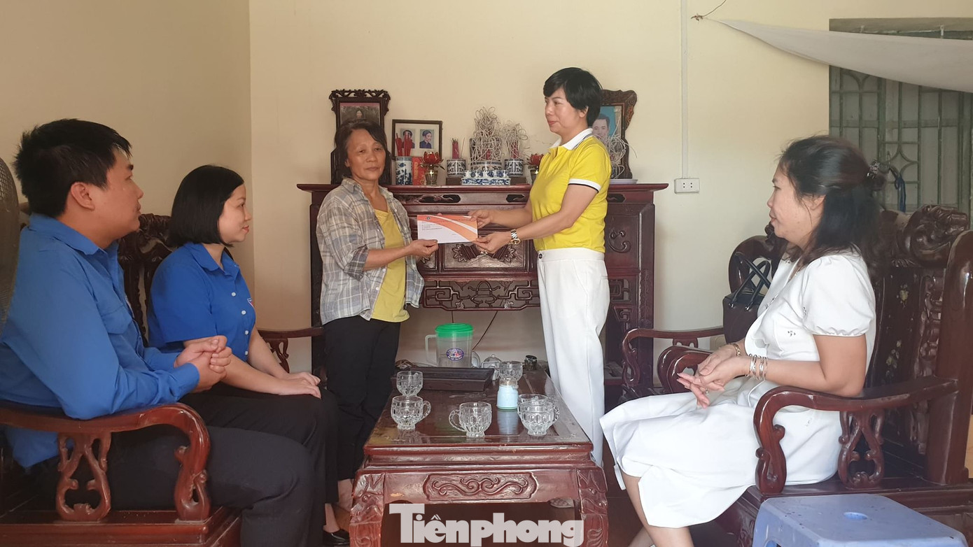 Báo Tiền Phong tổ chức thăm, tặng quà cựu TNXP có hoàn cảnh khó khăn tại Nam Định ảnh 11