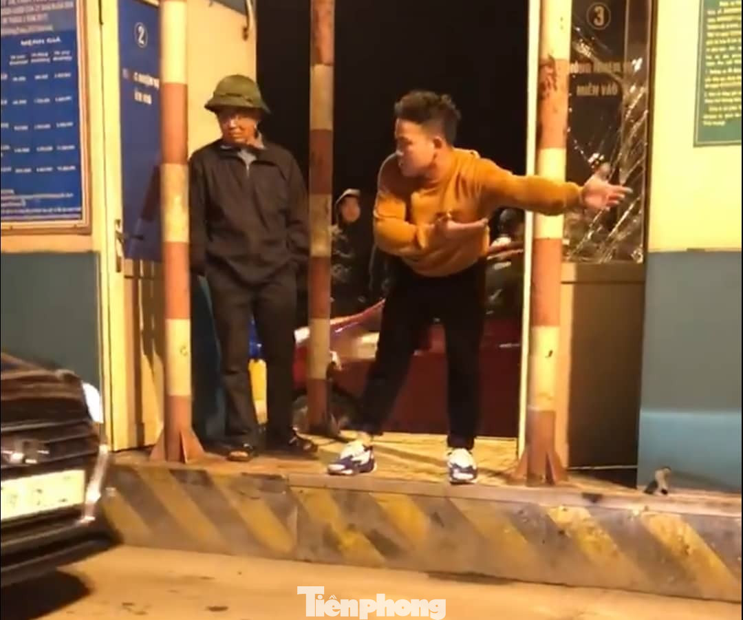 Tự xưng là công an để gây rối, hành hung nhân viên trạm BOT ảnh 2