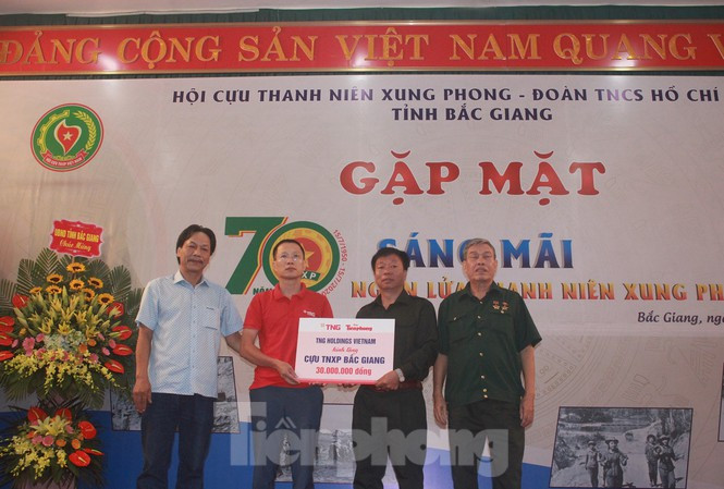 Báo Tiền Phong tổ chức thăm, tặng quà cựu TNXP có hoàn cảnh khó khăn tại Nam Định ảnh 2