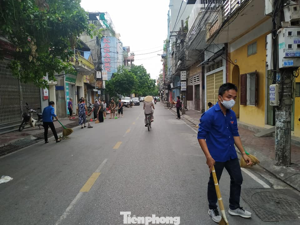 Chiến dịch tình nguyện hè Nam Định hướng về dân sinh, môi trường ảnh 4