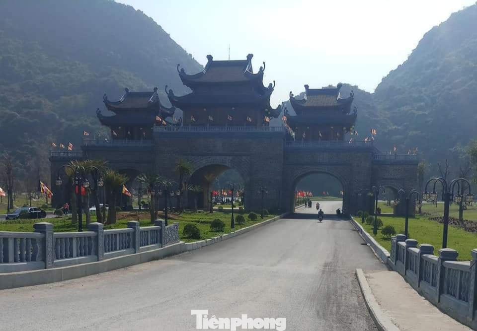 Hà Nam kiểm tra công tác phòng chống dịch COVID -19 ở chùa Tam Chúc ảnh 4