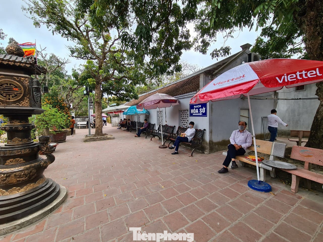 Lần đầu tiên đền Trần vắng nhất trong hơn 30 năm qua, phát ấn theo cách đặc biệt ảnh 17