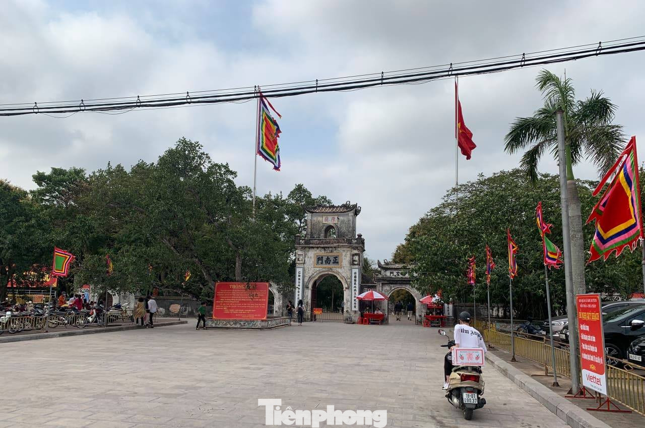 Lần đầu tiên đền Trần vắng nhất trong hơn 30 năm qua, phát ấn theo cách đặc biệt ảnh 6