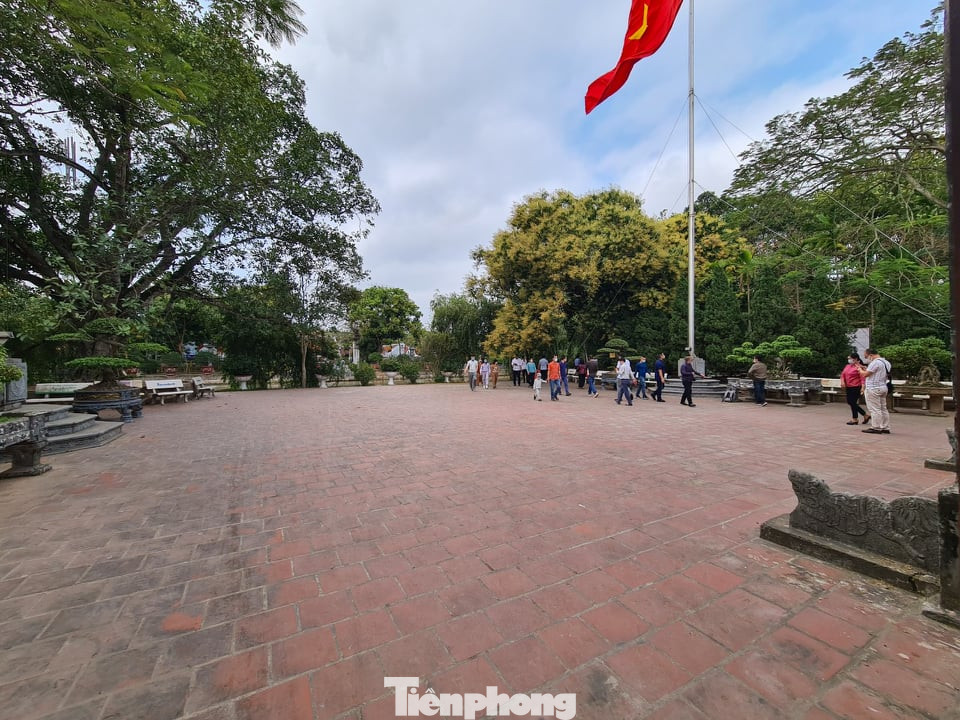 Lần đầu tiên đền Trần vắng nhất trong hơn 30 năm qua, phát ấn theo cách đặc biệt ảnh 14