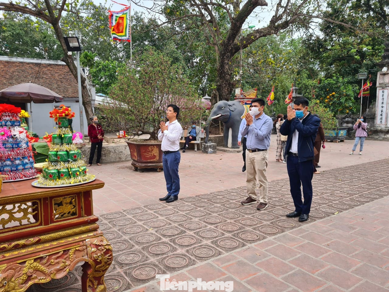 Lần đầu tiên đền Trần vắng nhất trong hơn 30 năm qua, phát ấn theo cách đặc biệt ảnh 19