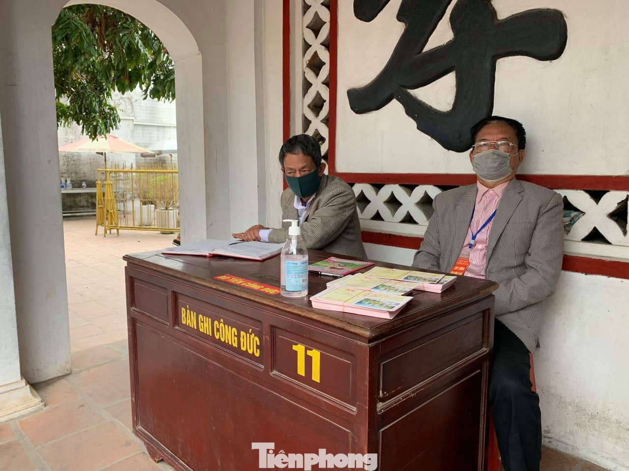 Lần đầu tiên đền Trần vắng nhất trong hơn 30 năm qua, phát ấn theo cách đặc biệt ảnh 18