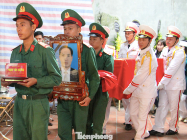 Quê mẹ Thái Bình đón Liệt sỹ, nhà báo Phạm Văn Hướng hi sinh ở Rào Trăng ảnh 3