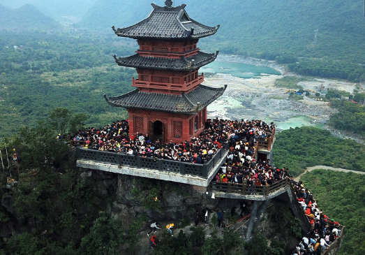 Chùa Tam Chúc chấn chỉnh tình trạng lôn xộn, dừng lễ khai chùa chống dịch ảnh 5