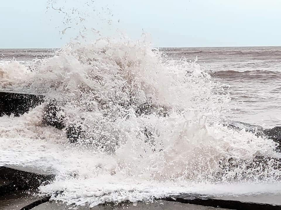 Nam Định lại sạt lở thêm 2 vị trí bờ kè tại du lịch biển Thịnh Long ảnh 3