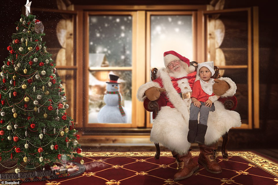 Xúc động bộ ảnh Giáng sinh bên ông già Noel của bệnh nhi giữa mùa COVID-19 ảnh 9