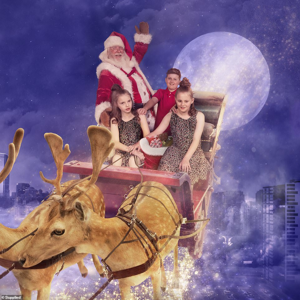 Xúc động bộ ảnh Giáng sinh bên ông già Noel của bệnh nhi giữa mùa COVID-19 ảnh 3