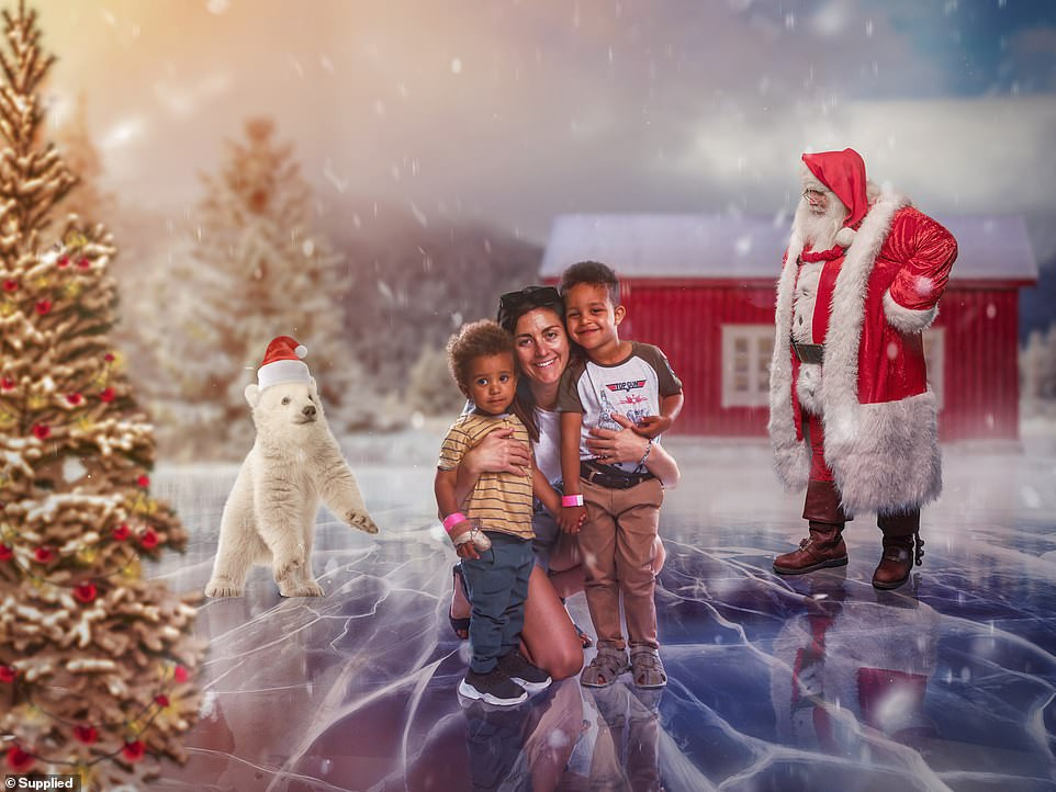 Xúc động bộ ảnh Giáng sinh bên ông già Noel của bệnh nhi giữa mùa COVID-19 ảnh 16