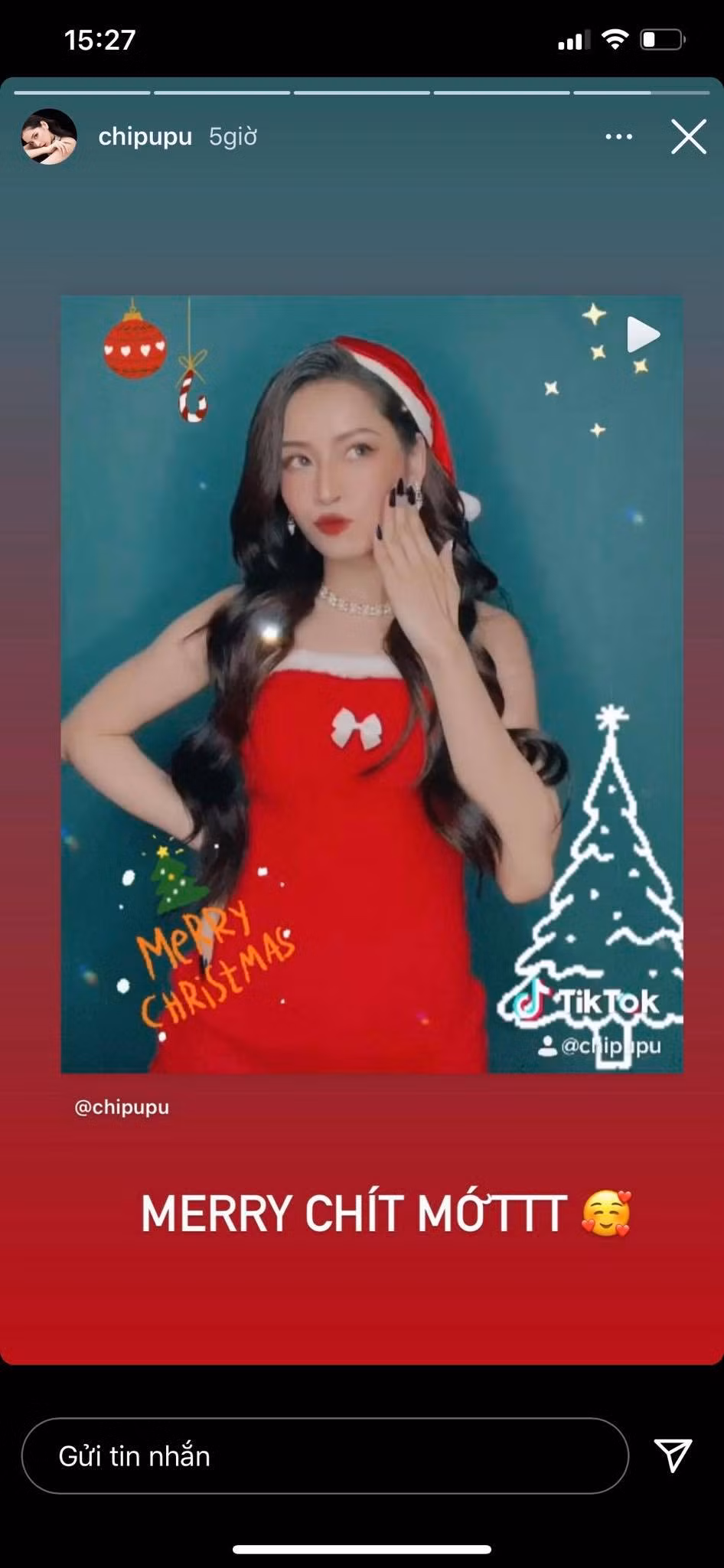 Chi Pu hóa ‘bà già Noel’ gợi cảm, nhảy sexy đón Giáng sinh ảnh 1