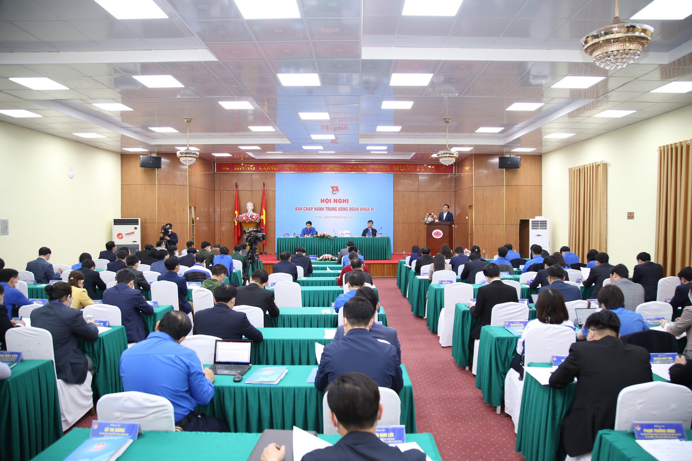 Quyết tâm sớm đưa Nghị quyết Đại hội XIII của Đảng vào cuộc sống ảnh 1