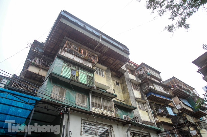 Tận thấy khu chung cư trước nguy cơ sập đổ ở giữa Thủ đô ảnh 12