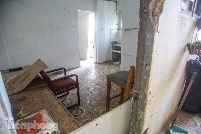 Tận thấy khu chung cư trước nguy cơ sập đổ ở giữa Thủ đô ảnh 10