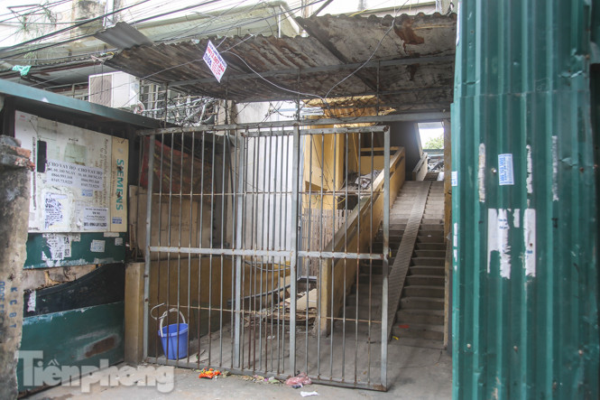 Tận thấy khu chung cư trước nguy cơ sập đổ ở giữa Thủ đô ảnh 7