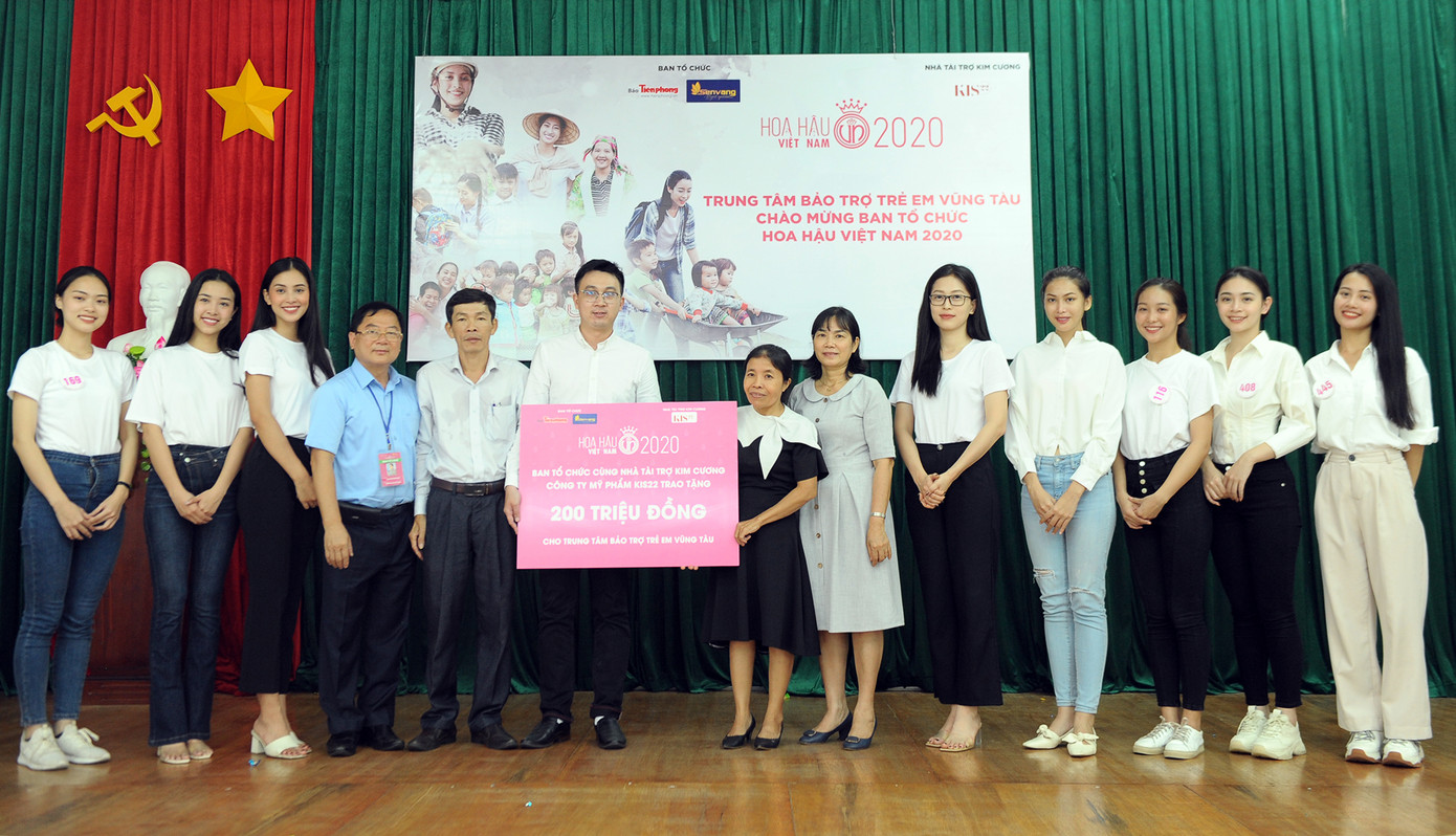 Ban tổ chức Hoa hậu Việt Nam thăm, tặng quà Trung tâm bảo trợ trẻ em Vũng Tàu ảnh 3