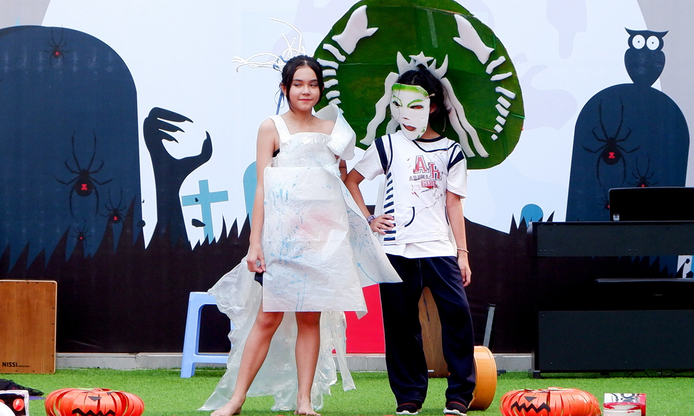 Bạn trẻ biến hóa trong lễ hội Halloween với đồ tái chế bảo vệ môi trường ảnh 3